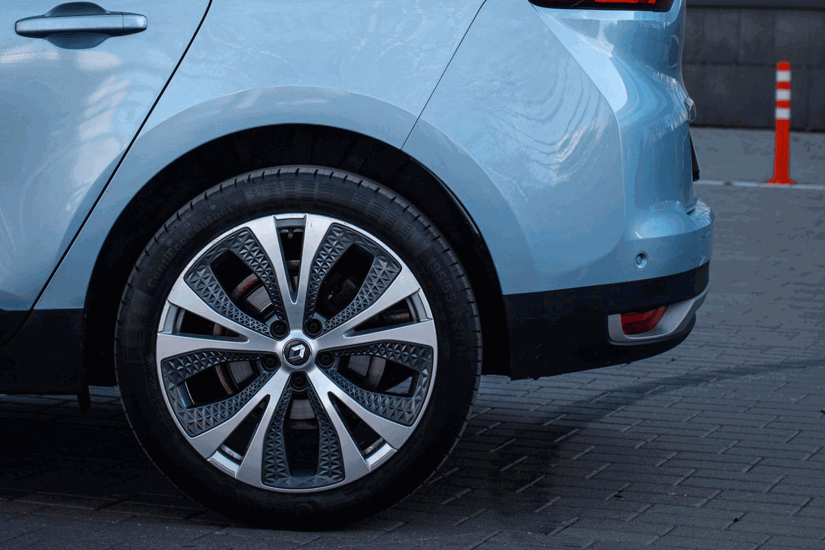 Renault wheel