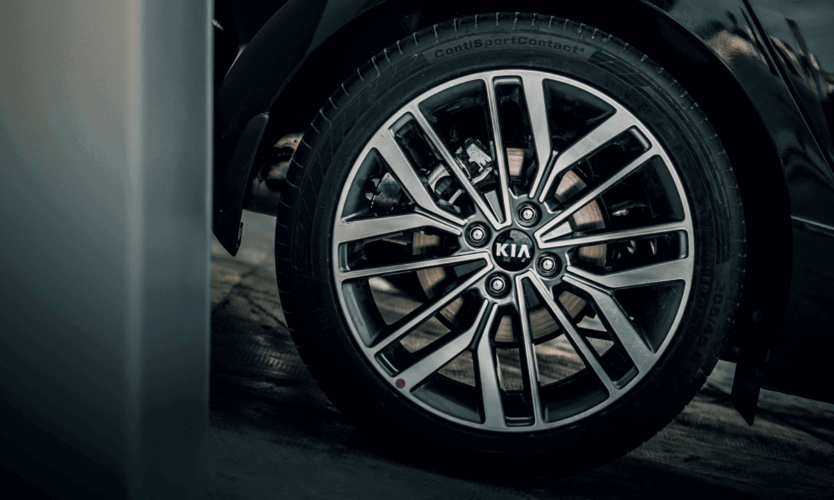 Kia Wheel shot