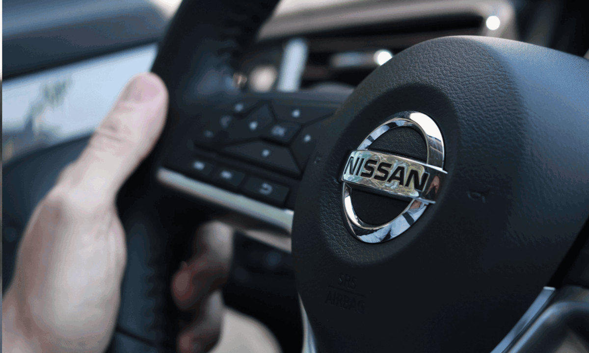 Nissan steering wheel