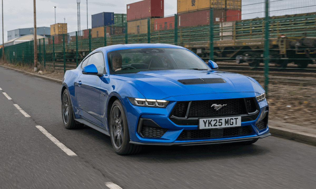 Ford Mustang Driving