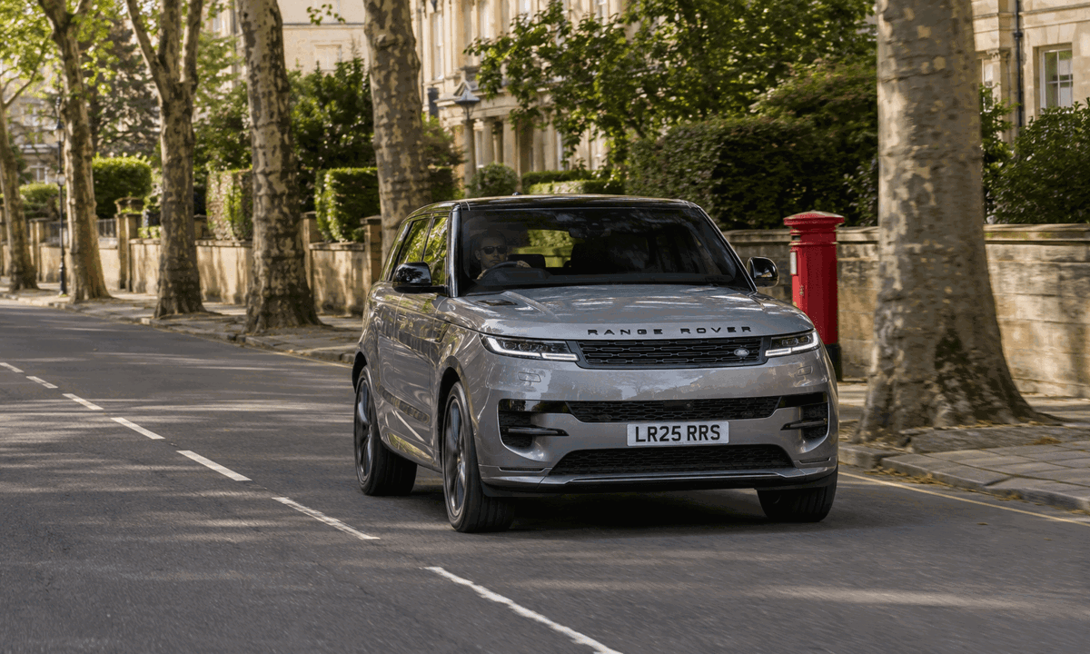 Range Rover Sport Driving