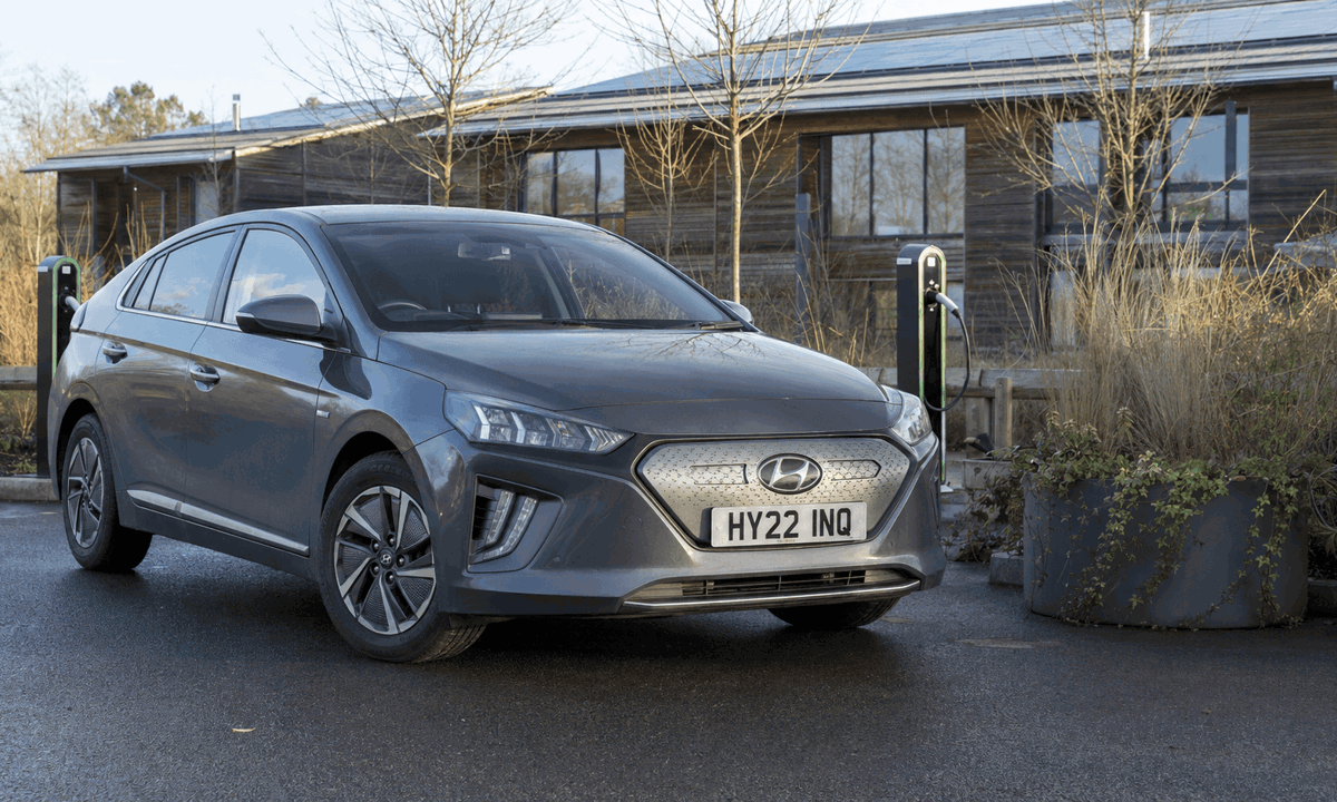 Hyundai Ioniq Front