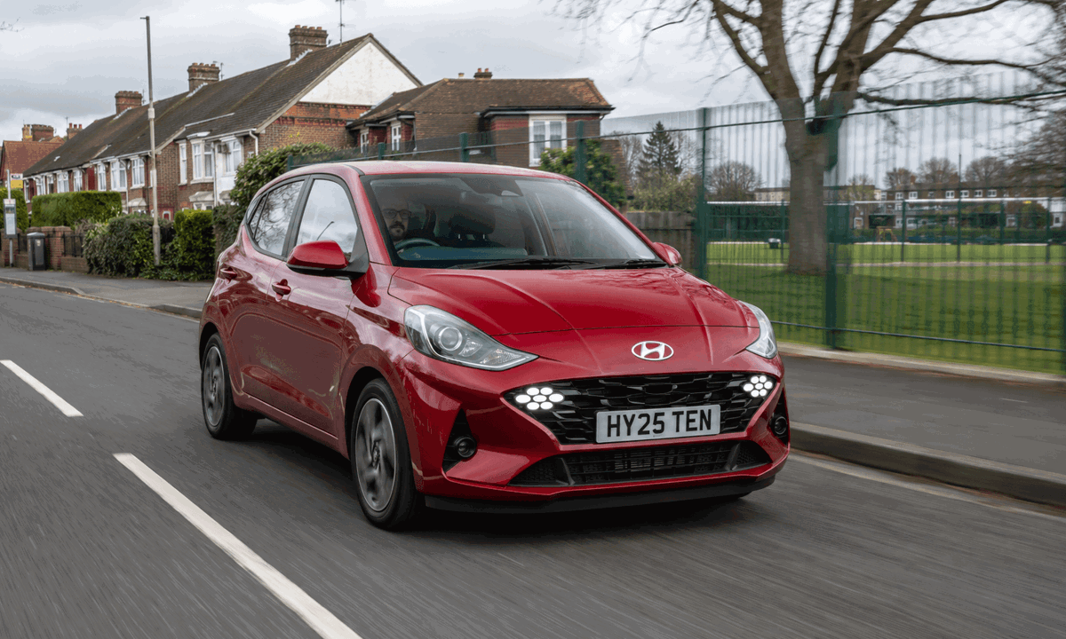 Hyundai i10 Driving